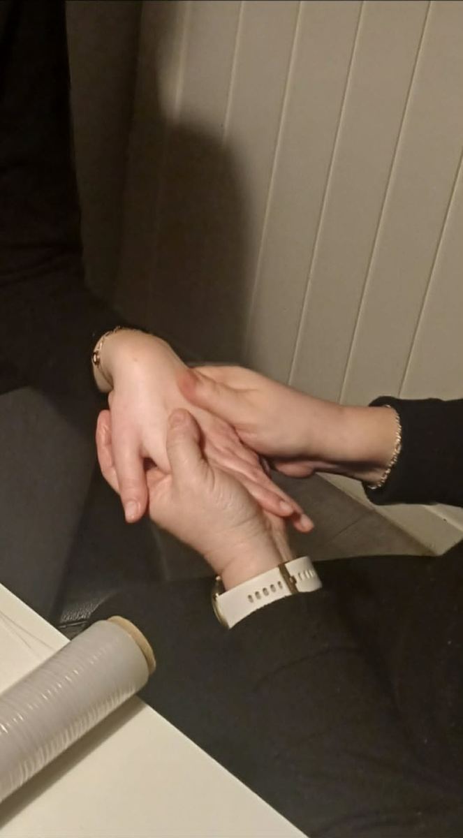 hand massage